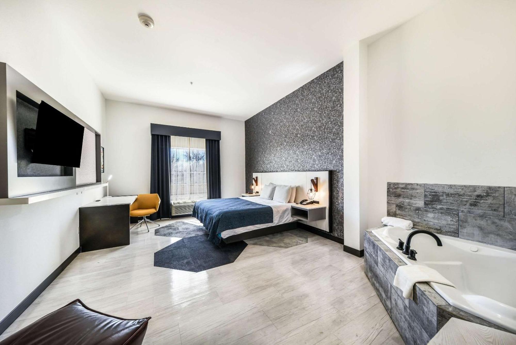 Hy-Lo Hotel, Ascend Hotel Collection Calera 외부 사진