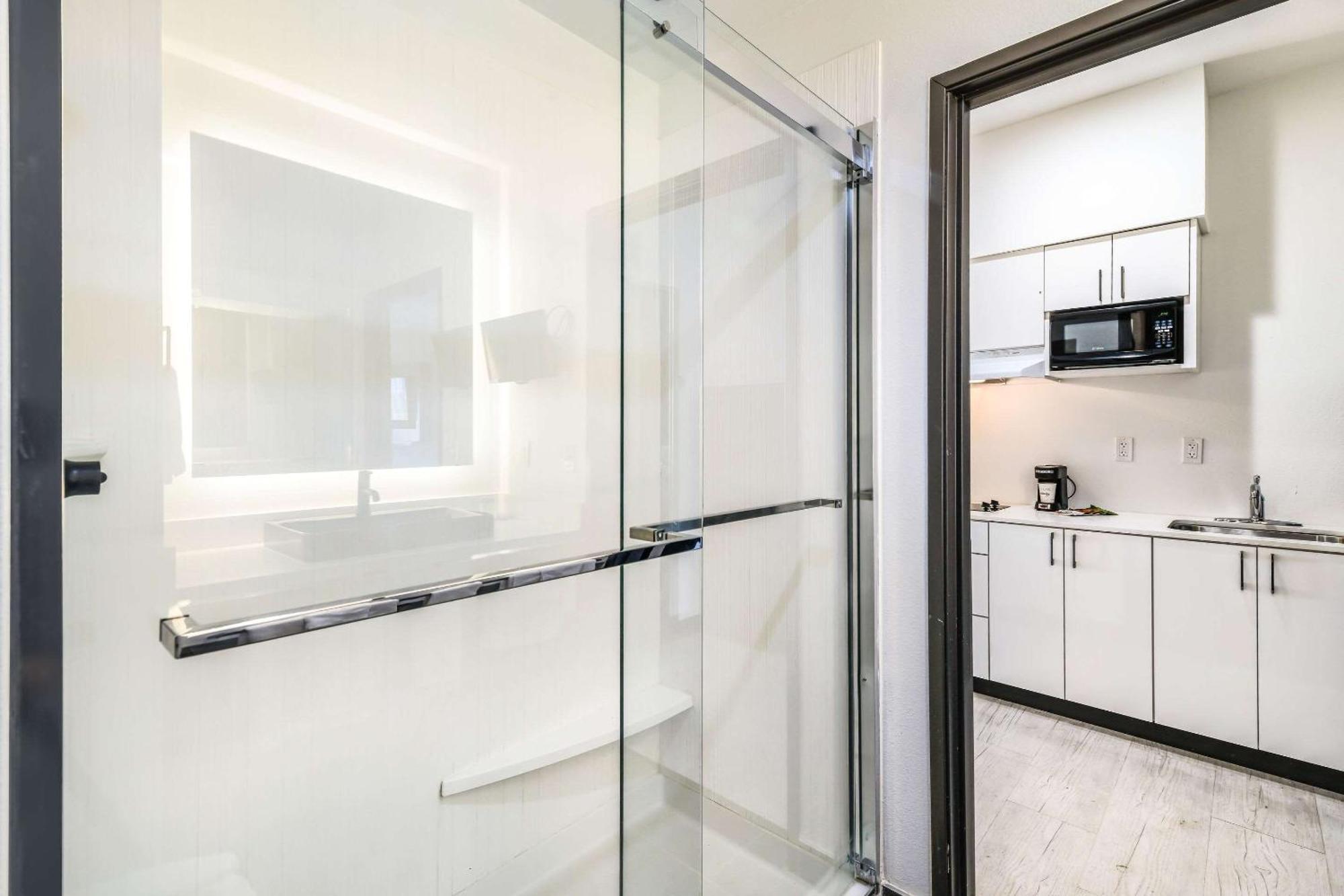 Hy-Lo Hotel, Ascend Hotel Collection Calera 외부 사진