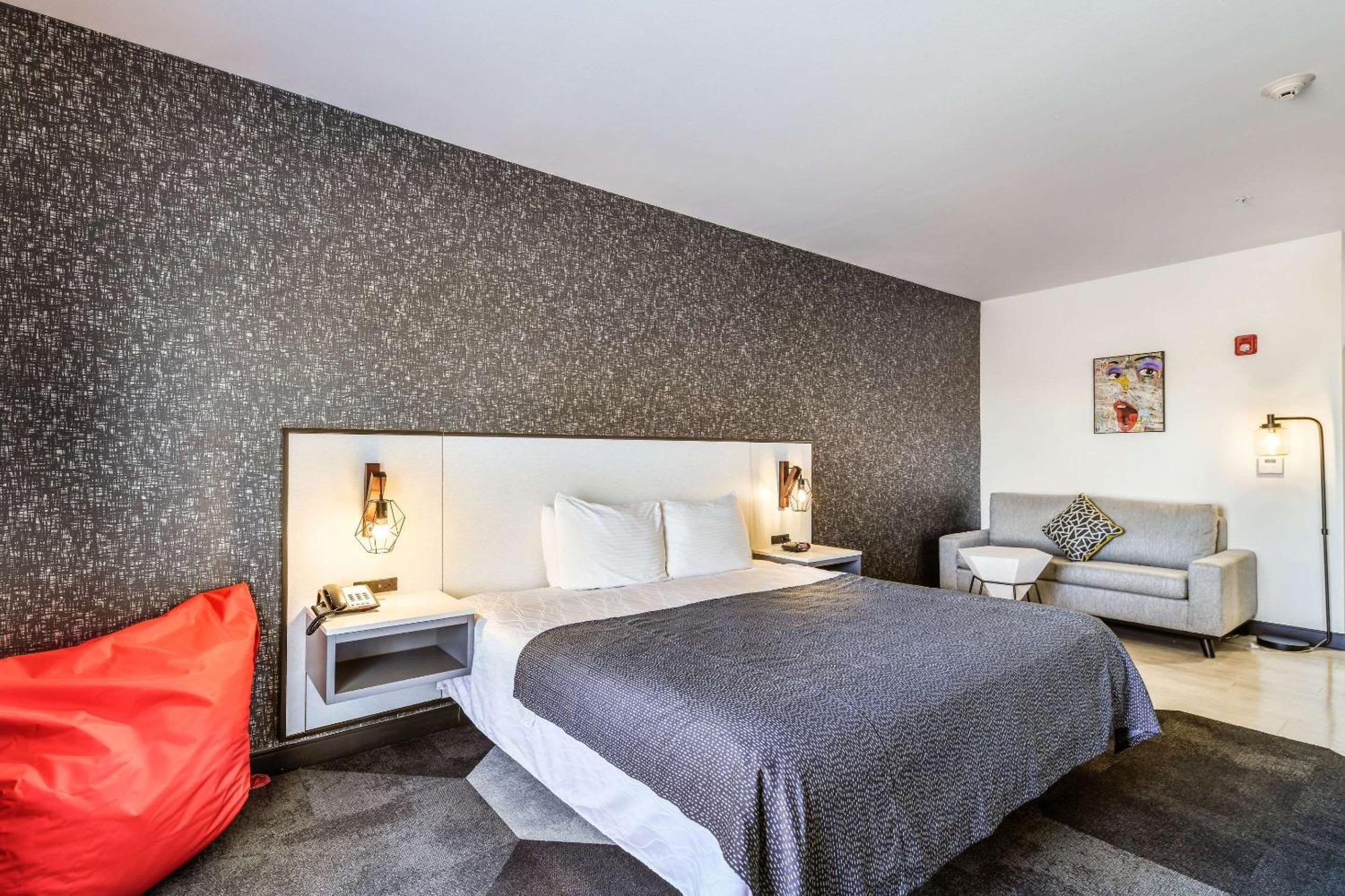 Hy-Lo Hotel, Ascend Hotel Collection Calera 외부 사진