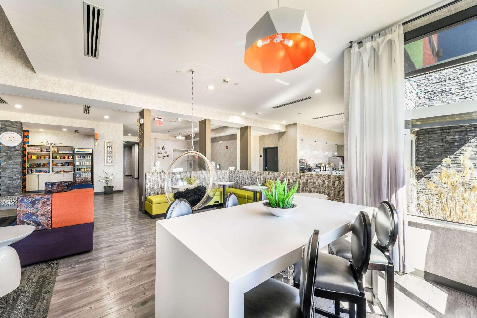 Hy-Lo Hotel, Ascend Hotel Collection Calera 외부 사진